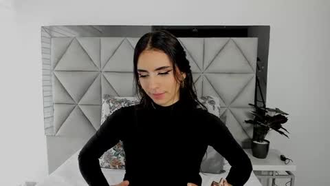  Nina  online show from 02.20.25