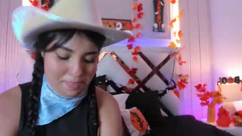 Nina online show from 10.17.25