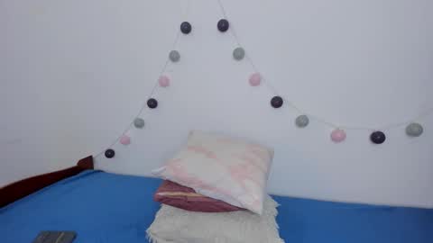 Nina online show from 12.15.25