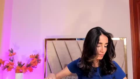 Snapshot of ninacavallli chatting on 11.03.25 Nina online show from 11.03.25