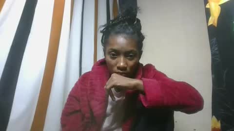 ninaeaa online show from 11.17.25