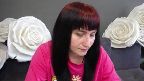 ninaflawlees online show from 09.14.25