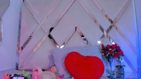 ninahtx online show from 10.12.25