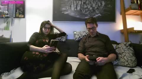 NinandCo online show from 02.10.25