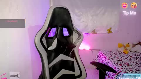 ninatinydoll1 online show from 10.09.25