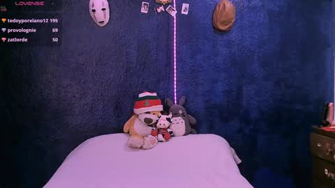 Nina online show from 12.28.24