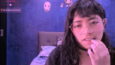 Nina online show from 10.04.25