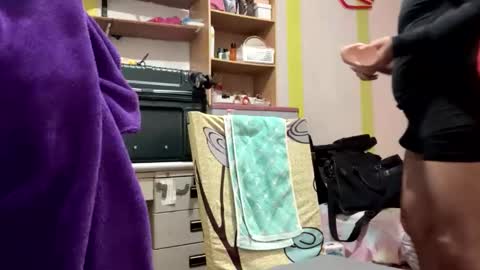 Snapshot of ninfo_puta chatting on 12.16.24 Ninfo Puta online show from 12.16.24