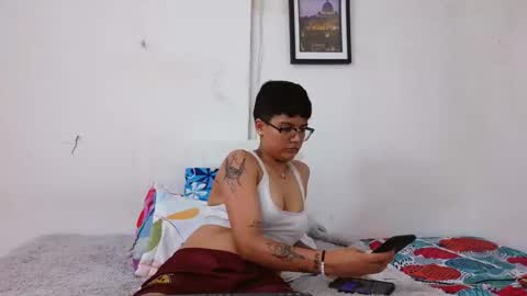 nini_smith online show from 04.08.26