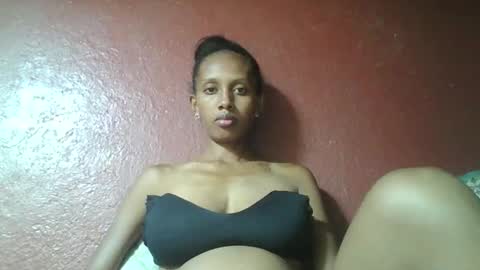 ninie246746 online show from 02.26.25