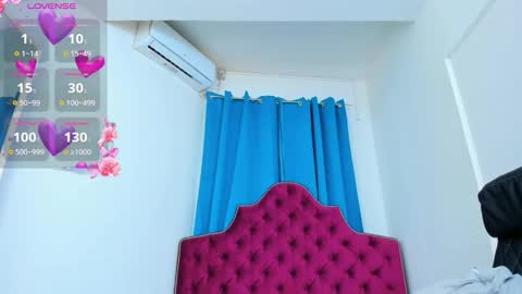 Snapshot of ninna_dee chatting on 10.03.25 nina dee online show from 10.03.25