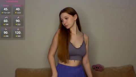 Snapshot of nirvanatwo chatting on 12.11.24 Lynn online show from 12.11.24