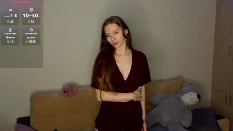 Snapshot of nirvanatwo chatting on 01.09.25 Lynn online show from 01.09.25