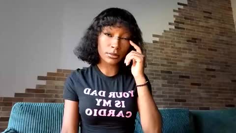 Snapshot of niviawolfe chatting on 05.01.26 NIVIA WOLFE online show from 05.01.26