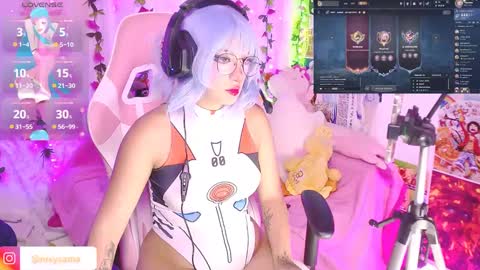 Snapshot of nixy_sama chatting on 10.09.25 Nixy Sama online show from 10.09.25