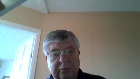 Snapshot of nn69uk chatting on 11.18.25 NN69UK online show from 11.18.25