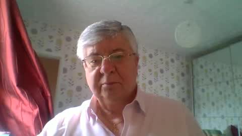 Snapshot of nn69uk chatting on 01.12.26 NN69UK online show from 01.12.26