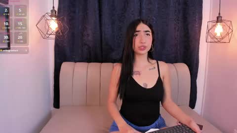 Snapshot of noa_morena chatting on 04.29.26 NATHALIA MORENO online show from 04.29.26