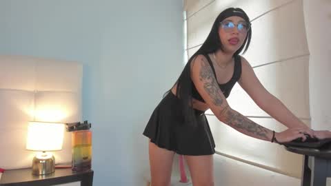 Sophy  online show from 01.30.25