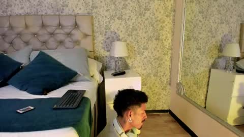 Noah online show from 04.16.26