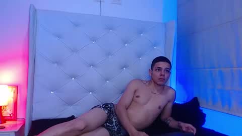 Zoe  online show from 11.23.25