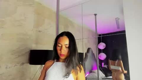 Zoe  online show from 04.09.26