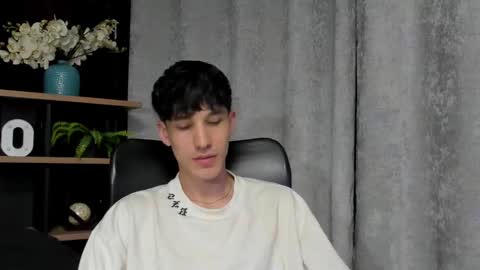 Noah Brigth online show from 02.14.25