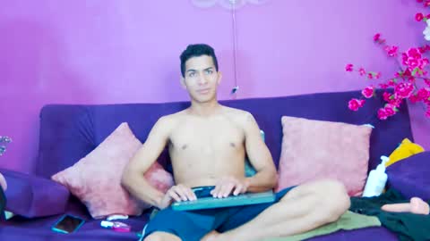 Noah online show from 02.04.26