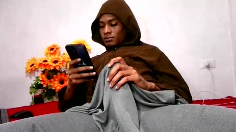 Noah Millers online show from 12.19.25