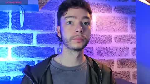    online show from 10.01.25