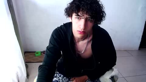 Snapshot of noah_sokolov_ chatting on 04.07.26 Kervs online show from 04.07.26