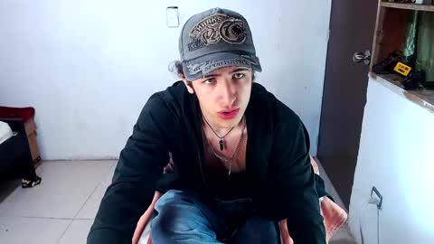 Snapshot of noah_sokolov_ chatting on 05.13.26 Kervs online show from 05.13.26