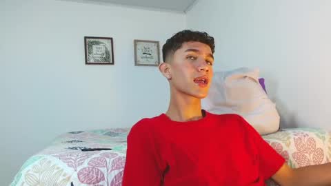 noah tyler  online show from 12.03.24