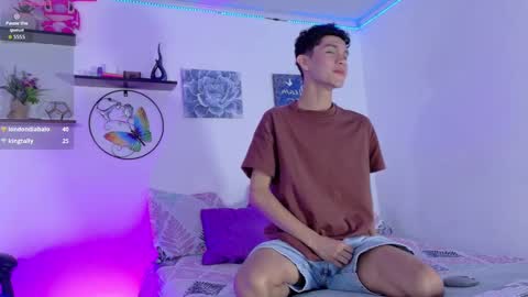 noah tyler  online show from 10.03.25