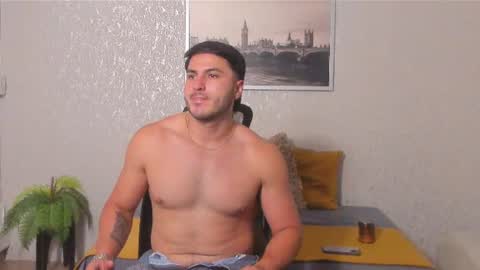 Noah Stevenss online show from 08.09.26