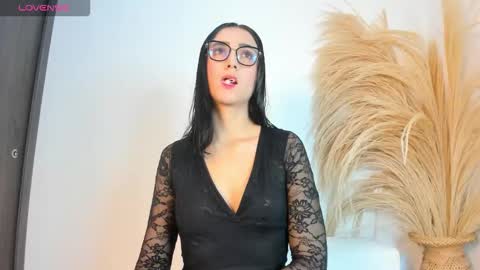 Noami Rose  online show from 01.11.26