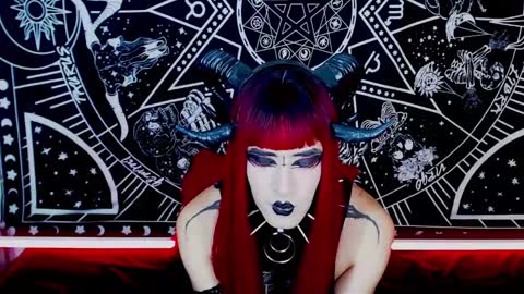 caroline online show from 12.08.24