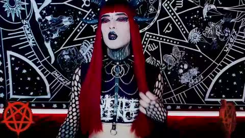 caroline online show from 12.10.24