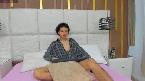 Snapshot of nobacortez chatting on 04.11.26 NobaCortez online show from 04.11.26