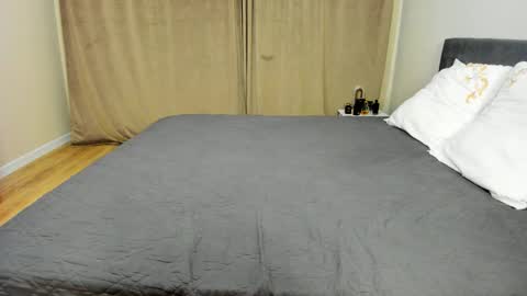 Snapshot of noelle_natty chatting on 11.15.25 Noelle Natty online show from 11.15.25