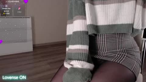 noelleneptune online show from 04.10.26