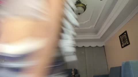 Snapshot of noemibcnz chatting on 01.18.26 In instagram dayhannanoemi online show from 01.18.26