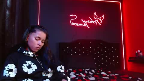 Noha Thomson online show from 02.20.26