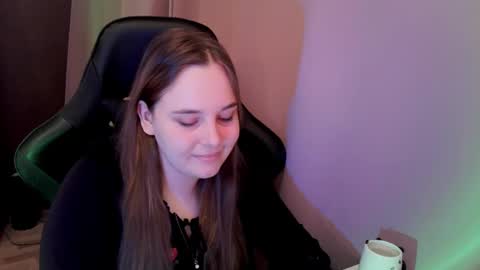 noir_ember_ online show from 11.17.25