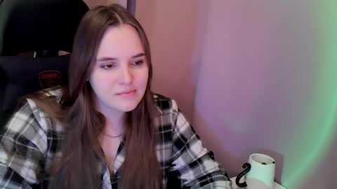 noir_ember_ online show from 12.21.25