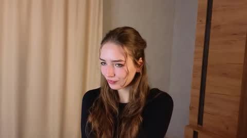 Snapshot of noirastrya chatting on 02.17.26 Sophie online show from 02.17.26