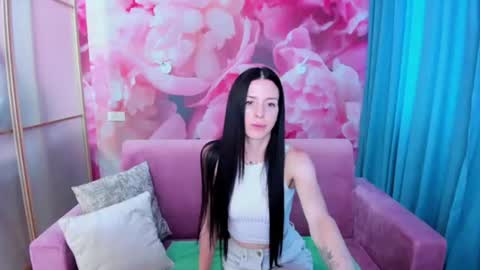 Snapshot of noirdiva chatting on 06.30.26 NoirDiva online show from 06.30.26