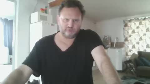 Snapshot of nollie244 chatting on 04.19.26 Nollie online show from 04.19.26