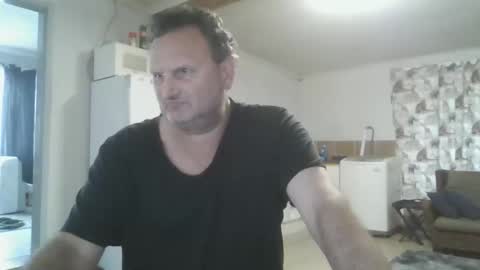 Snapshot of nollie244 chatting on 04.25.26 Nollie online show from 04.25.26