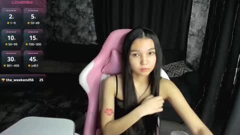 nomi online show from 03.06.26